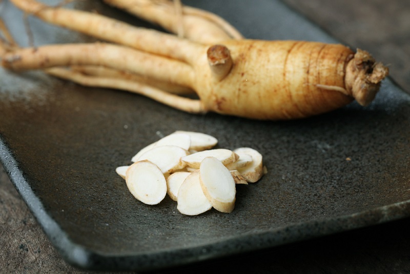 Natural herbs to improve hormonal regulation during menopause