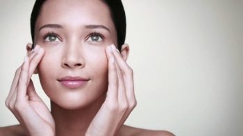 Remedies to stop eliminate bags under your eyes e-bag-remedies-e1456472414462