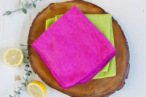 Natural ways to clean with microfiber cloth