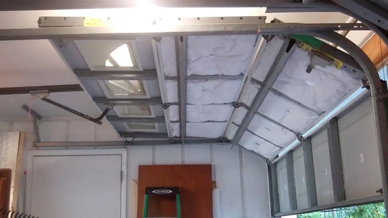 Tips to insulate your garage 
