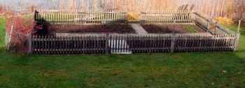 DIY garden bed